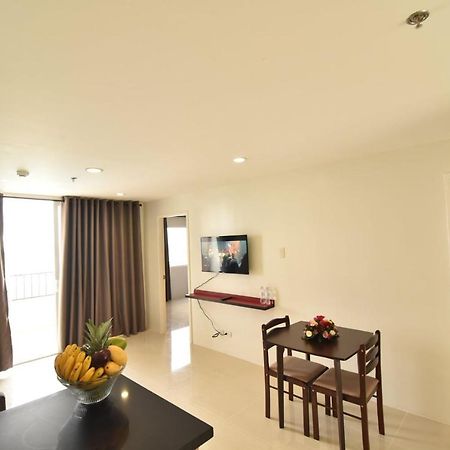 Holiday Oceanview Residences And Resort Sámal Exterior foto