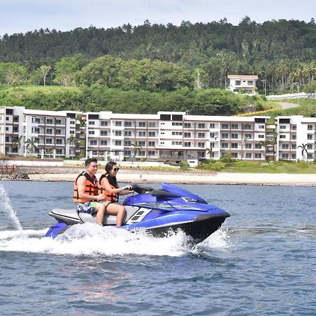 Holiday Oceanview Residences And Resort Sámal Exterior foto